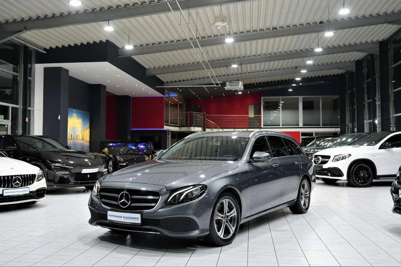 Photo 1 : Mercedes-benz Classe E 2019 Essence