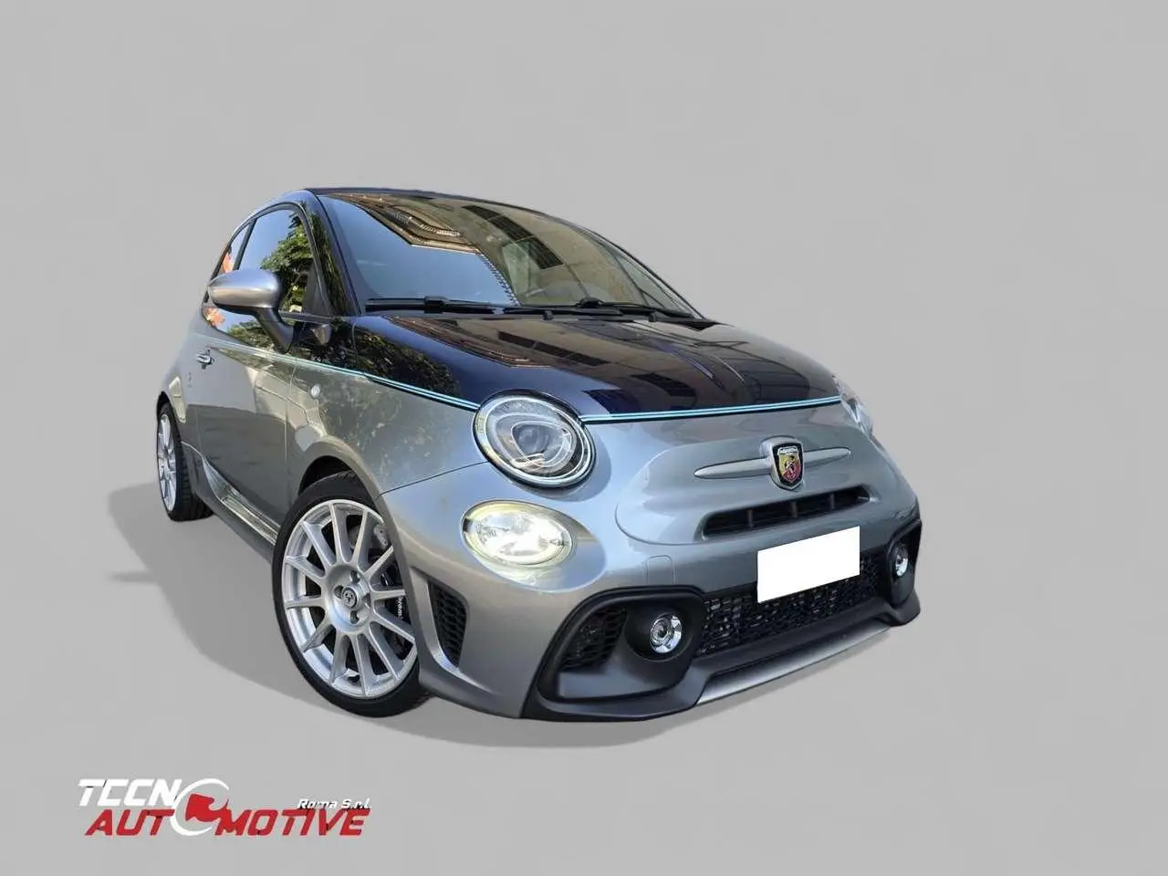 Photo 1 : Abarth 695 2018 Essence