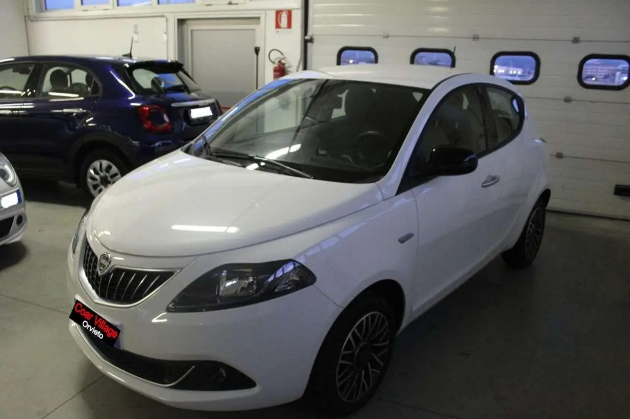 Photo 1 : Lancia Ypsilon 2024 Hybride