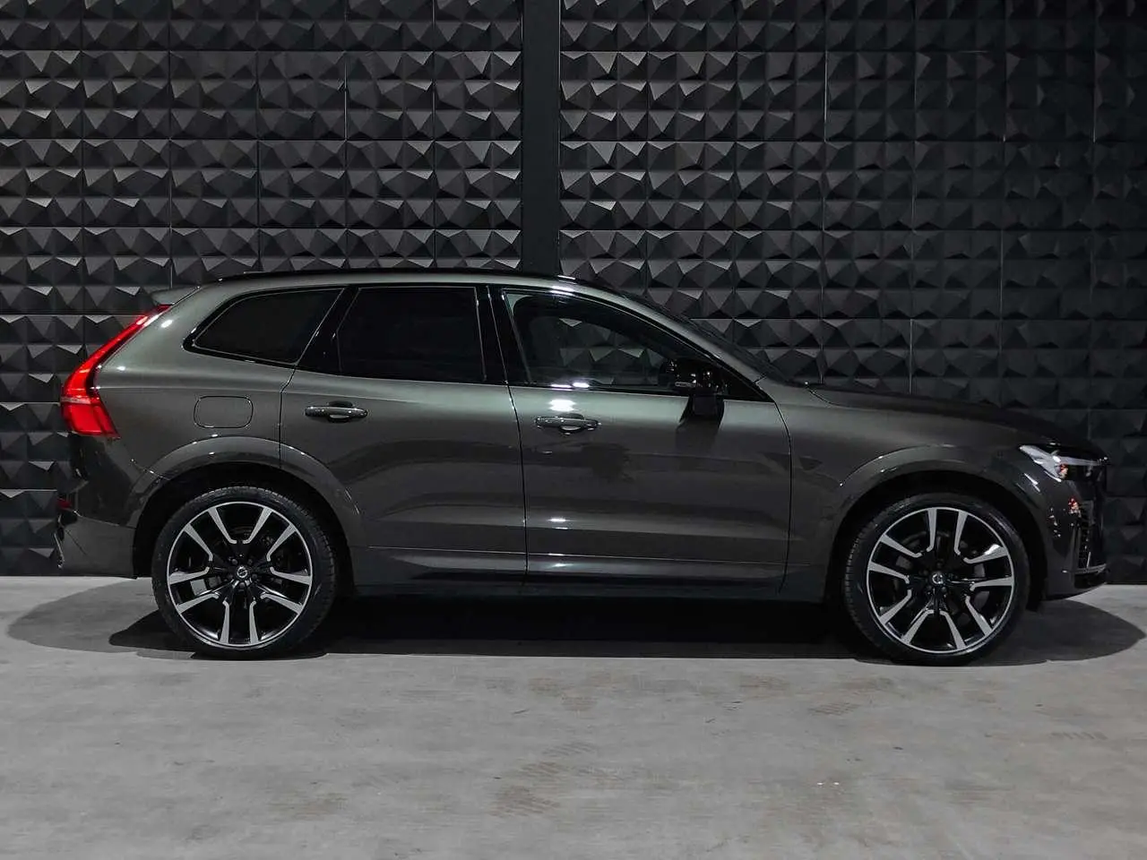 Photo 1 : Volvo Xc60 2021 Hybrid