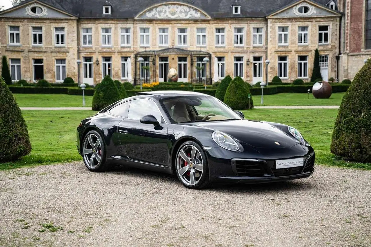 Photo 1 : Porsche 991 2016 Essence