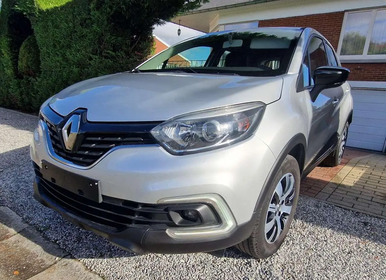 Photo 1 : Renault Captur 2017 Diesel