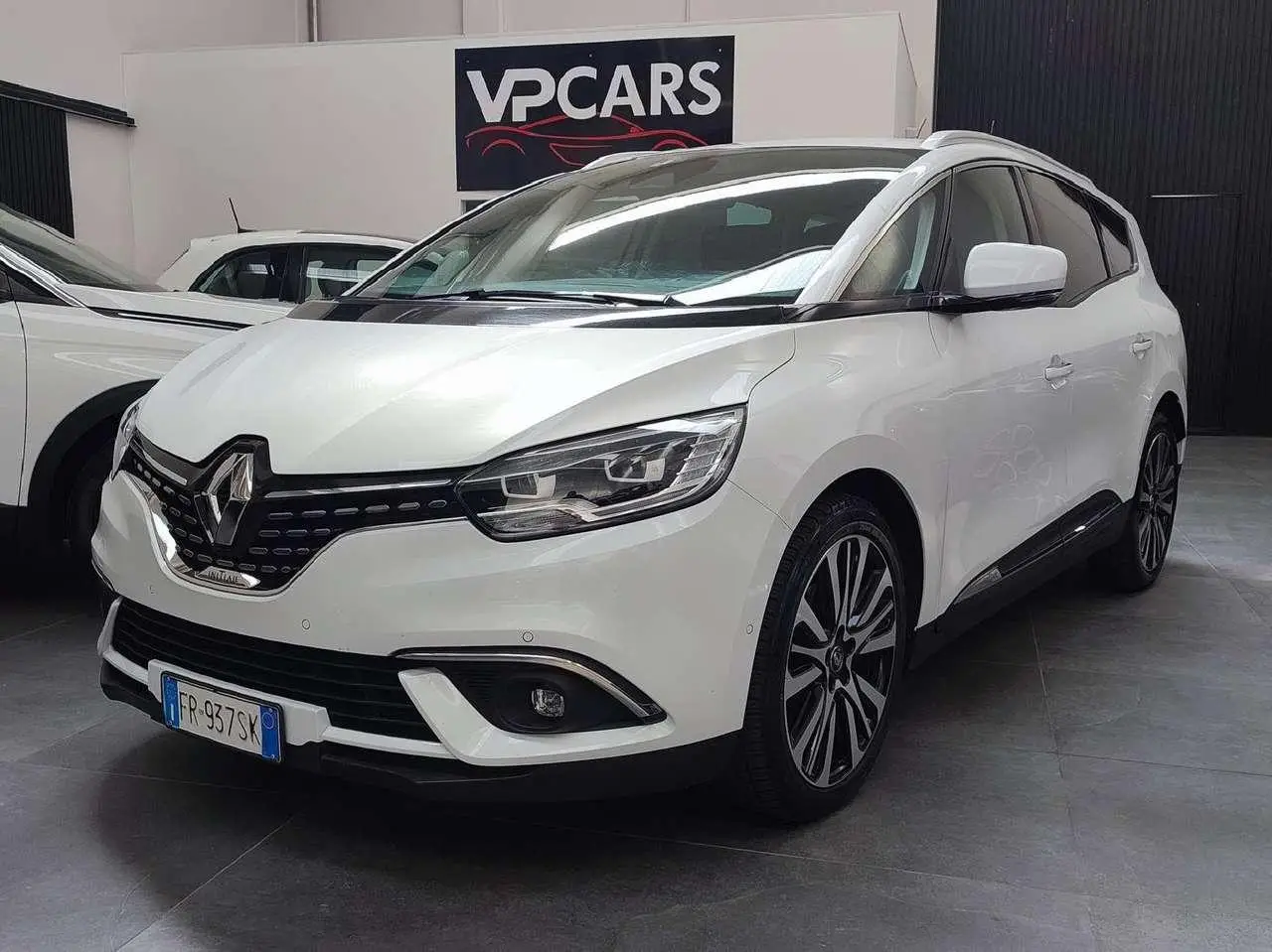 Photo 1 : Renault Grand Scenic 2018 Diesel