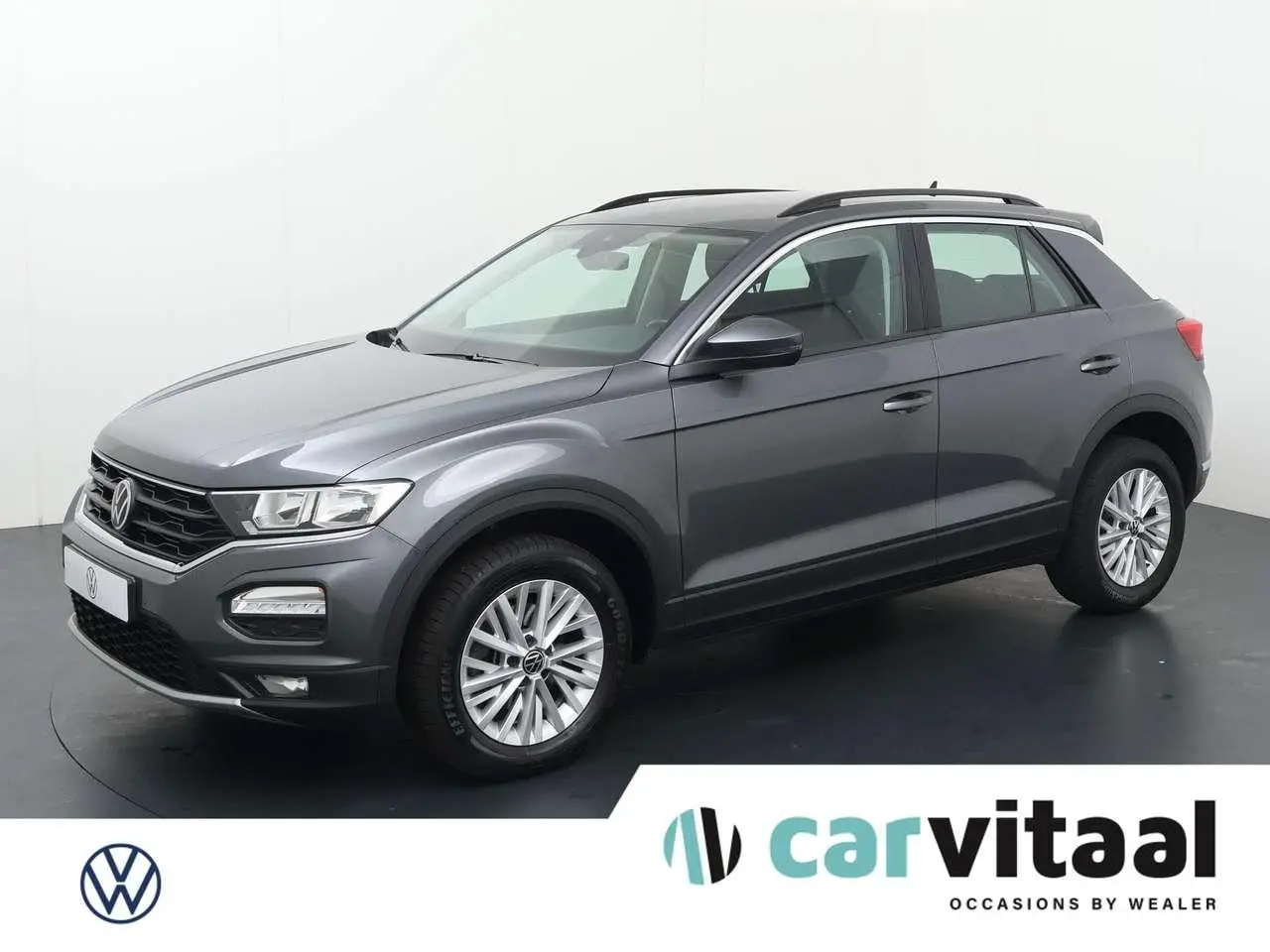 Photo 1 : Volkswagen T-roc 2021 Essence