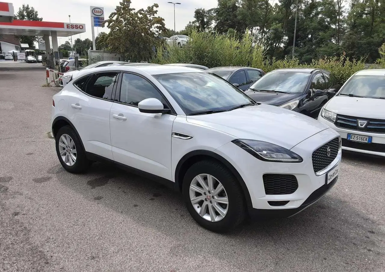 Photo 1 : Jaguar E-pace 2018 Petrol