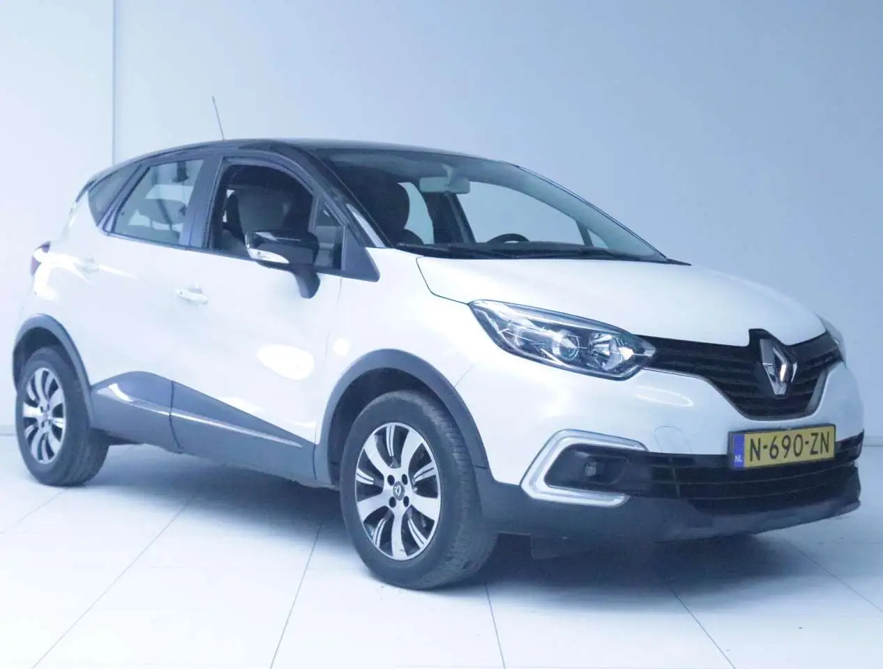 Photo 1 : Renault Captur 2019 Petrol