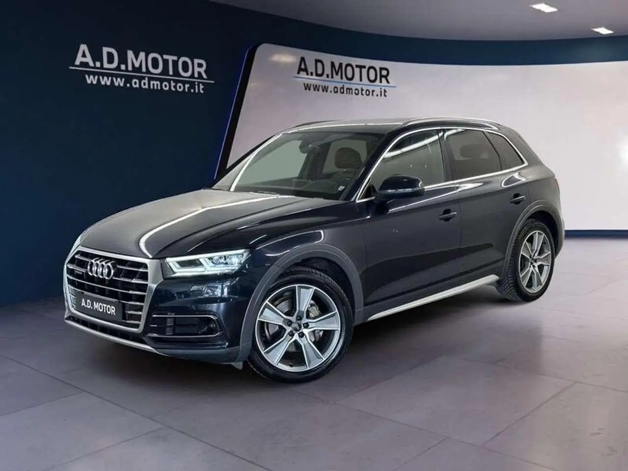 Photo 1 : Audi Q5 2020 Diesel