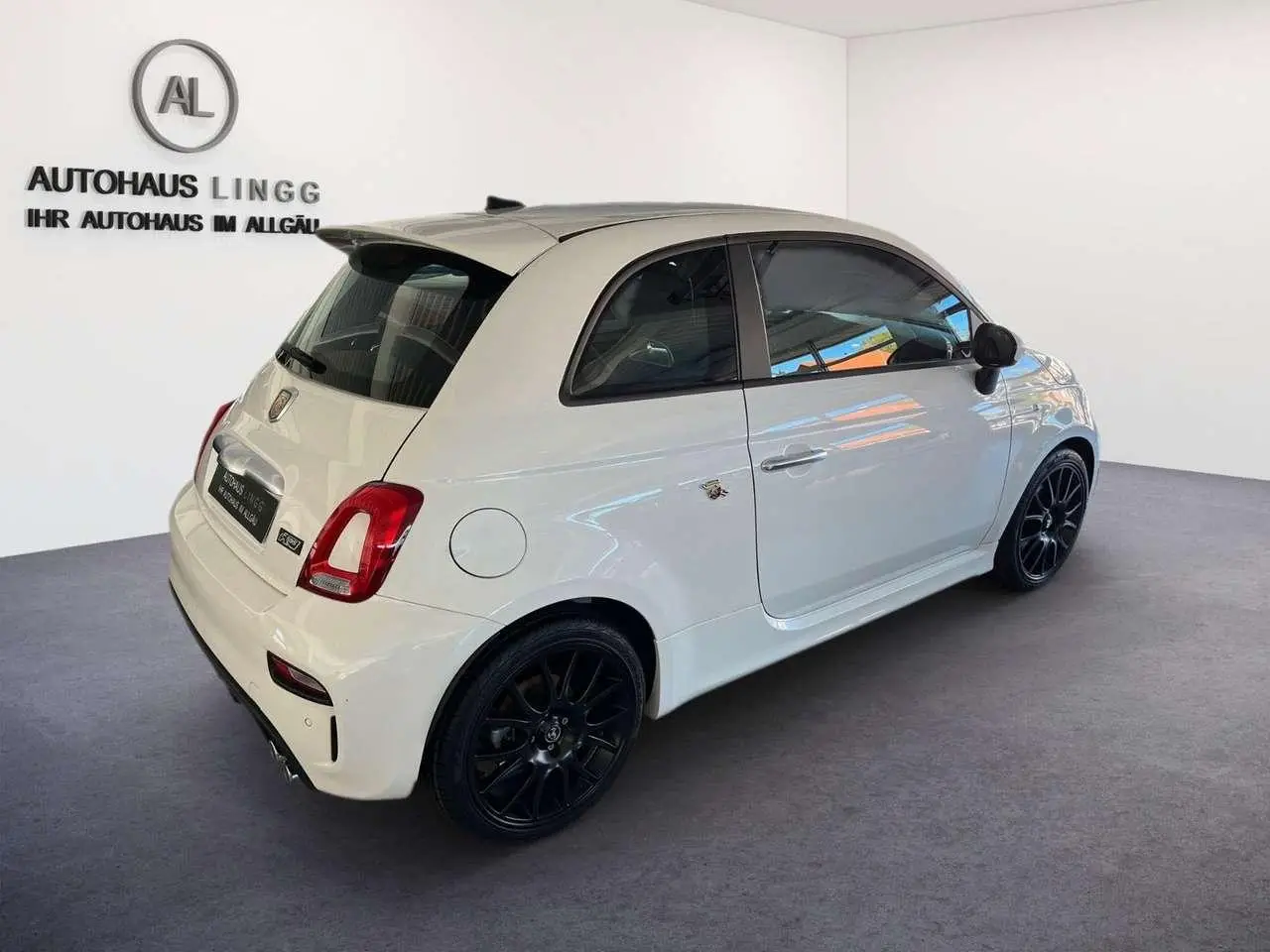 Photo 1 : Abarth 595 2023 Essence