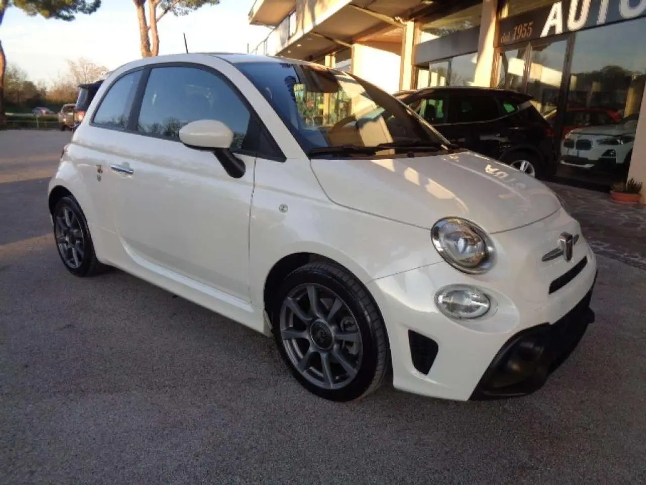 Photo 1 : Abarth 595 2019 Petrol