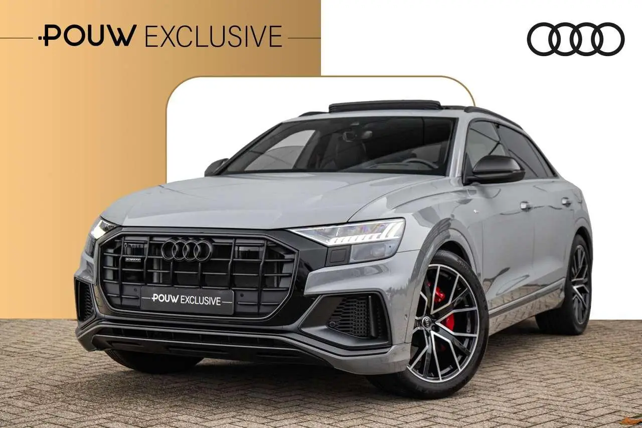 Photo 1 : Audi Q8 2024 Hybride