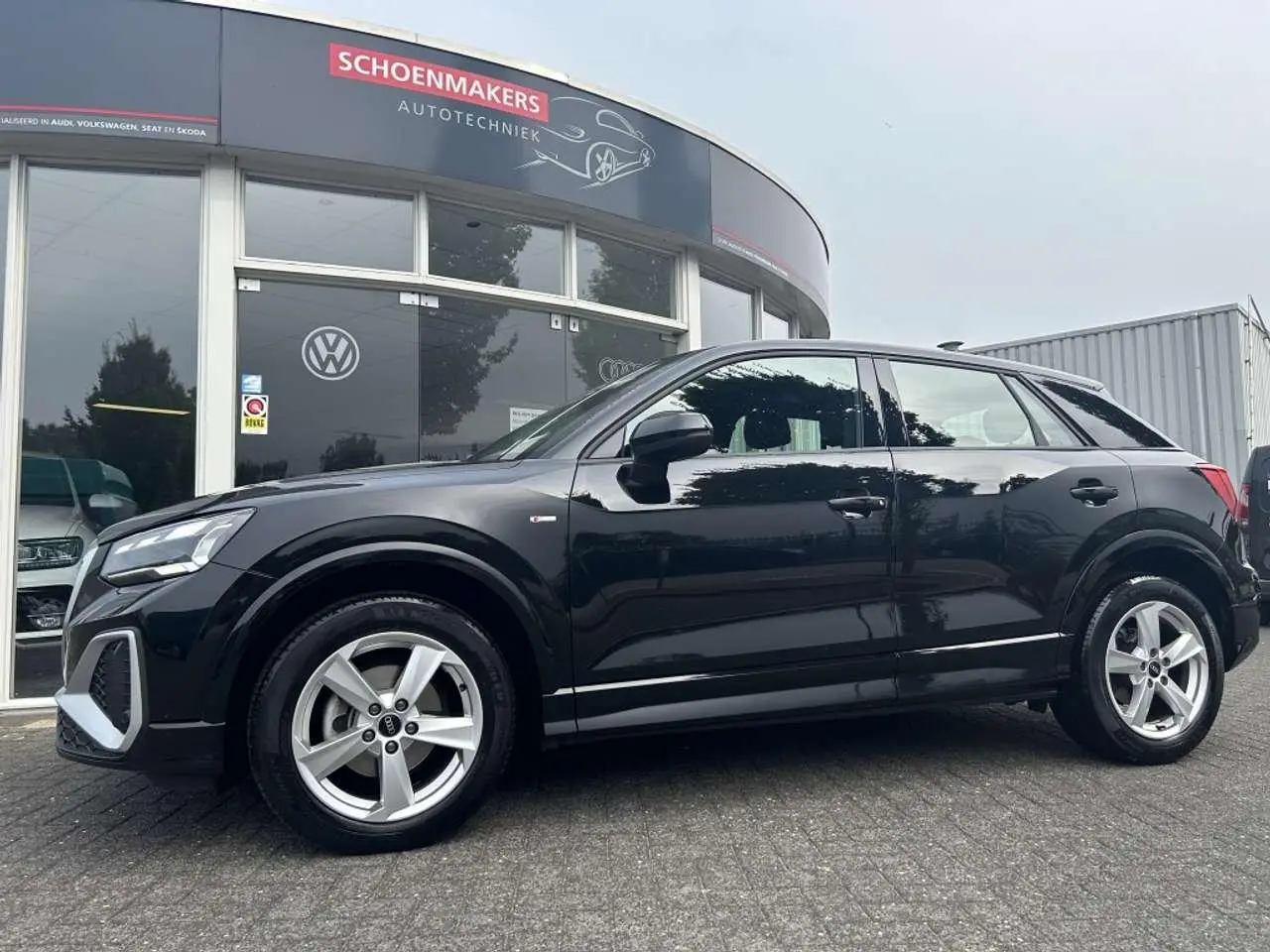 Photo 1 : Audi Q2 2021 Essence