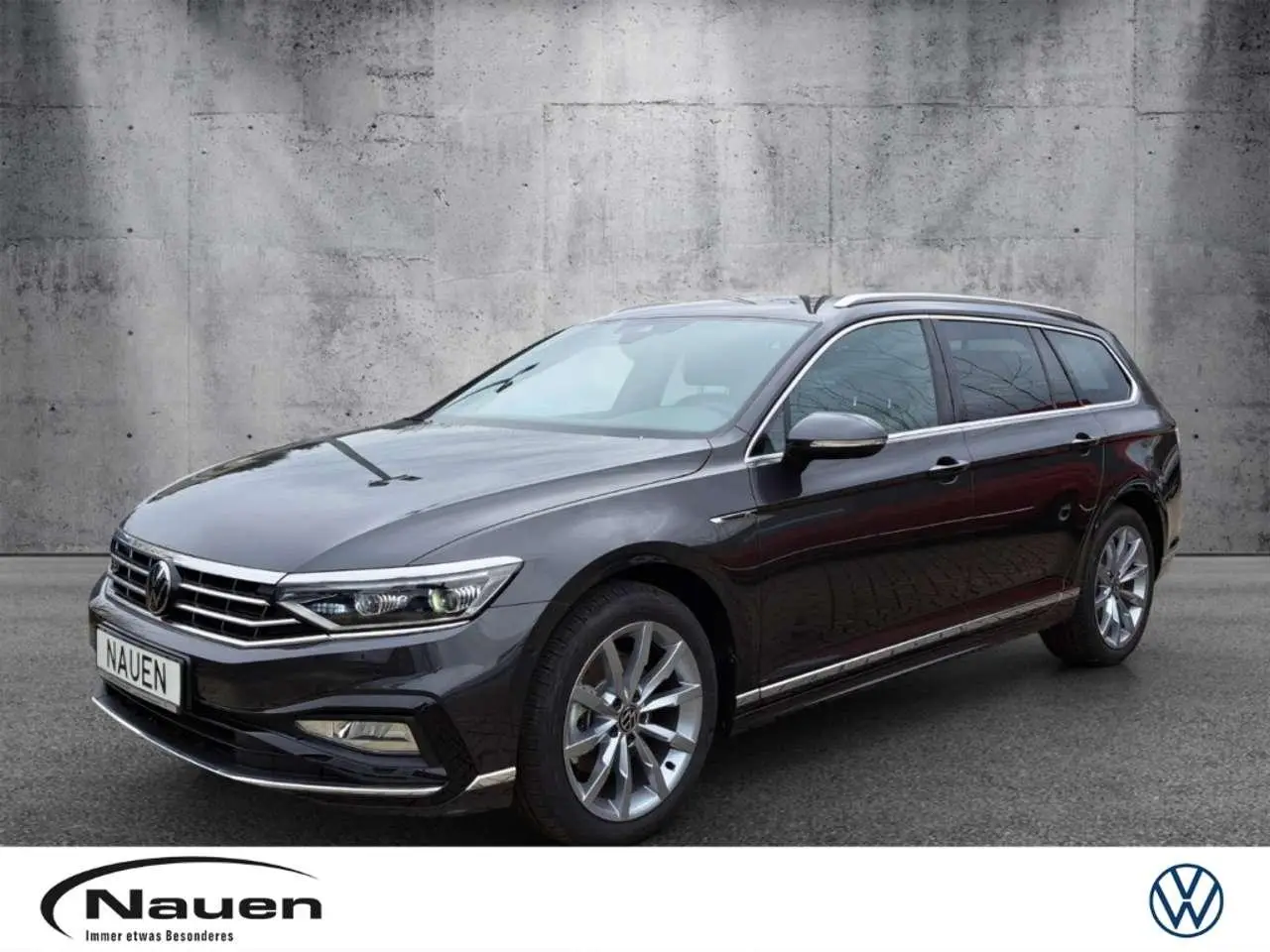 Photo 1 : Volkswagen Passat 2023 Petrol