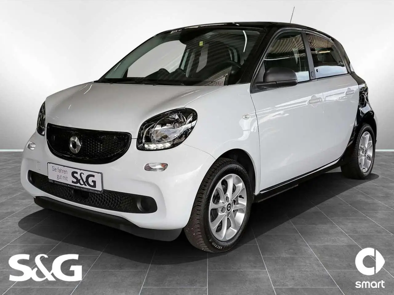 Photo 1 : Smart Forfour 2019 Électrique