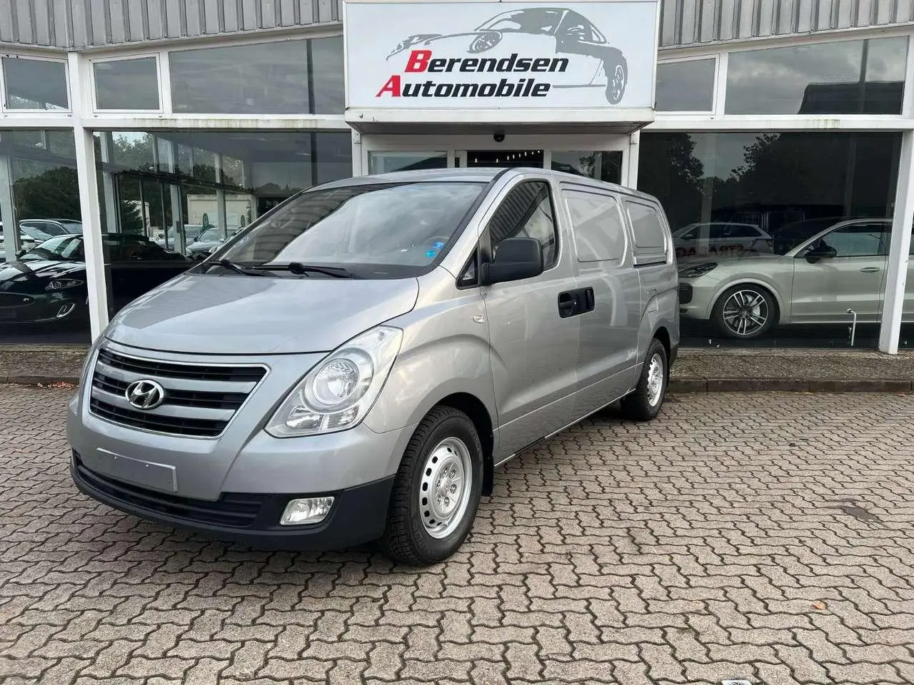 Photo 1 : Hyundai H-1 2018 Diesel