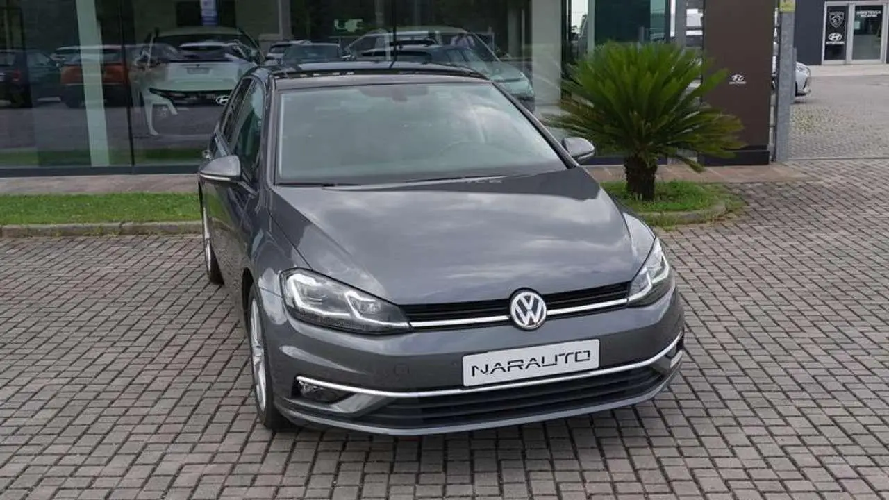 Photo 1 : Volkswagen Golf 2018 Diesel