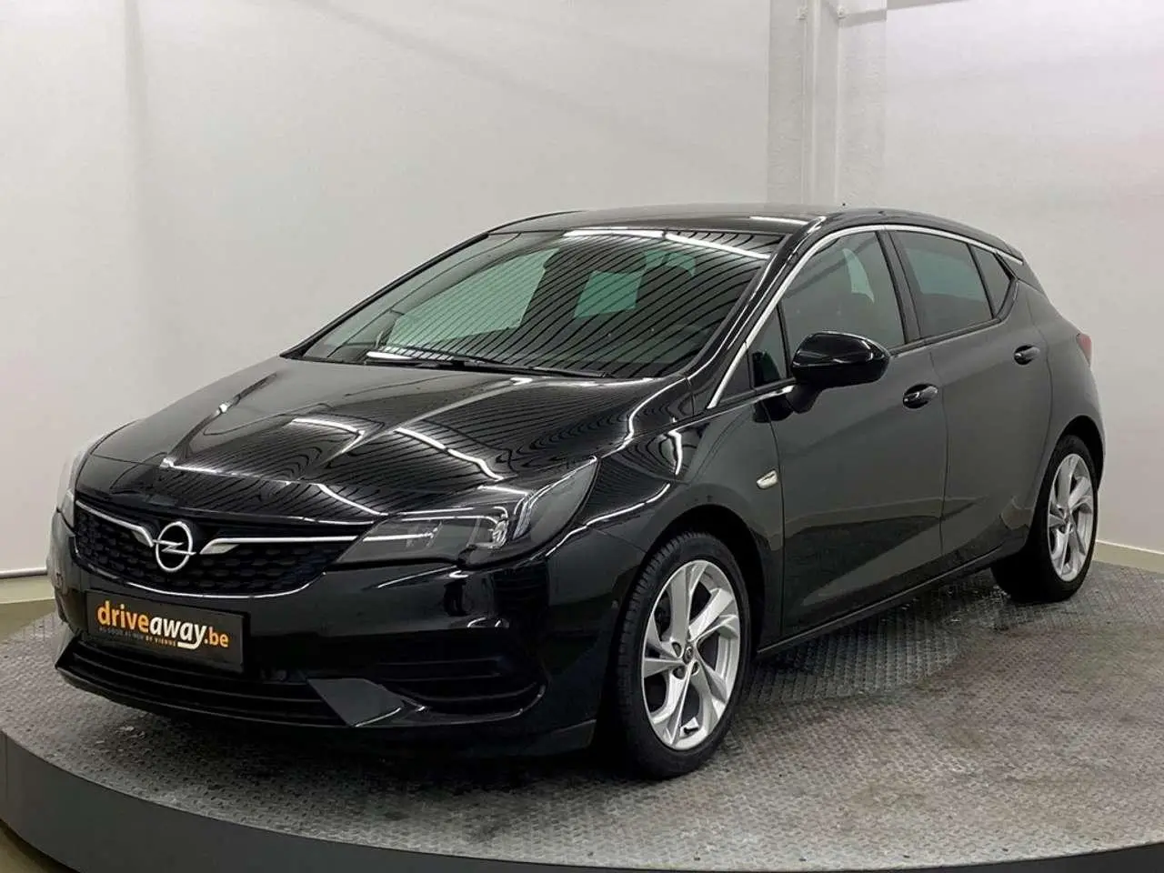 Photo 1 : Opel Astra 2021 Petrol