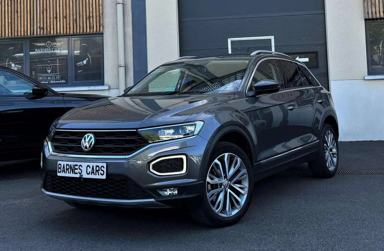 Photo 1 : Volkswagen T-roc 2018 Petrol