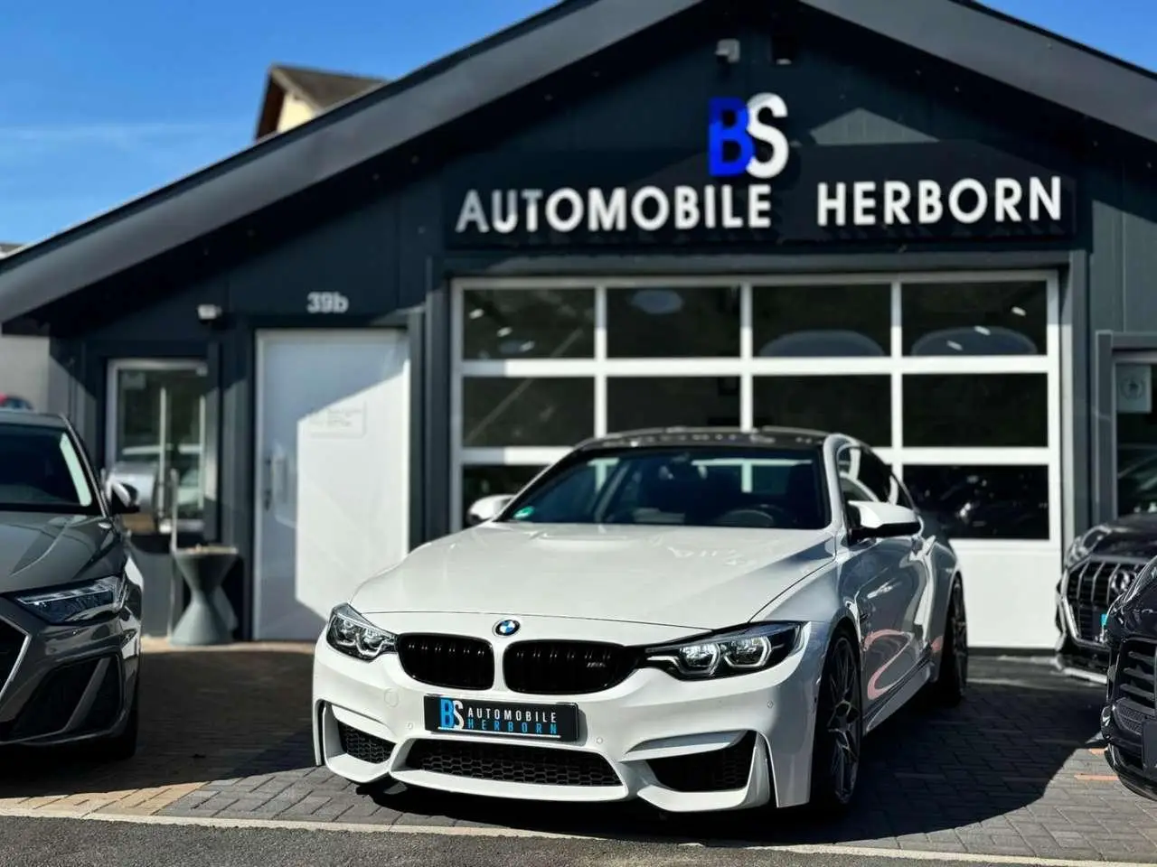 Photo 1 : Bmw M4 2020 Petrol