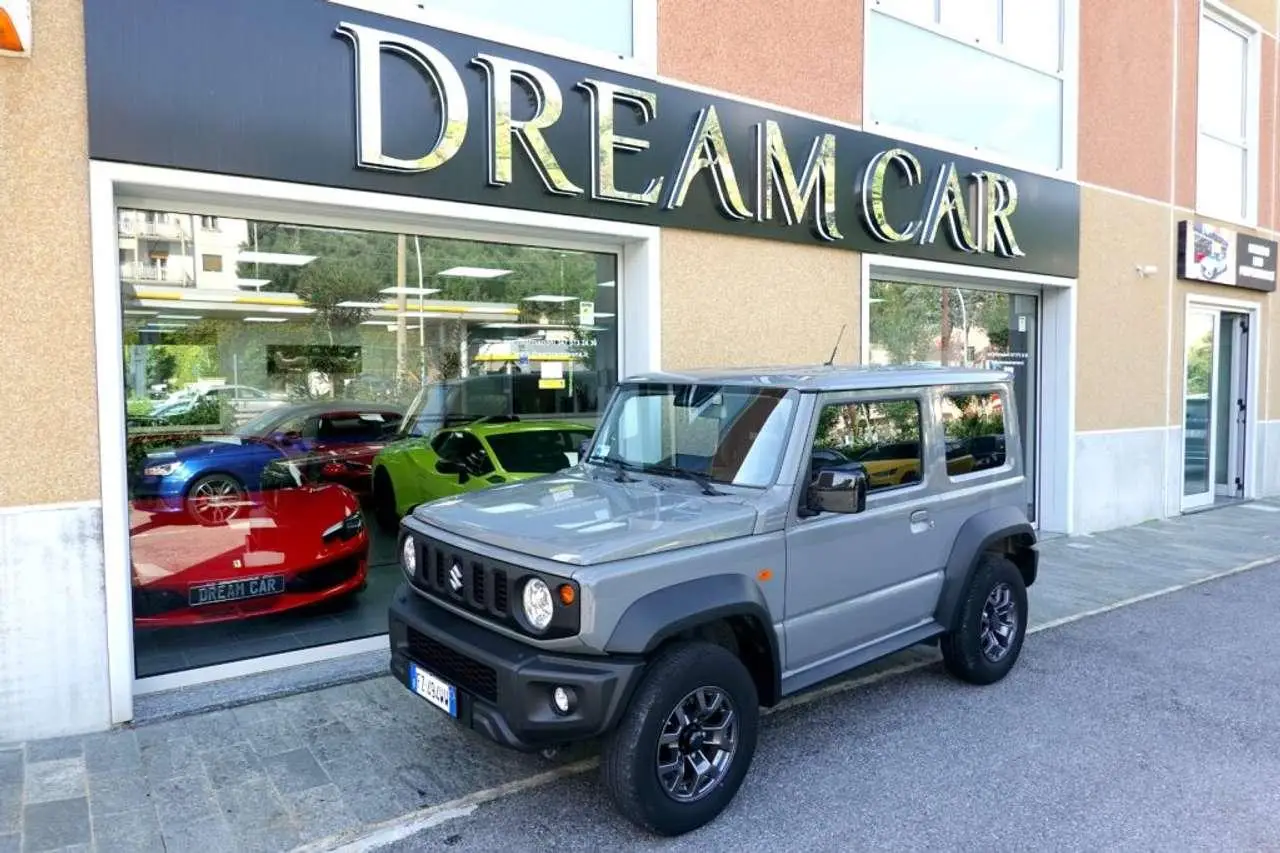 Photo 1 : Suzuki Jimny 2020 Petrol