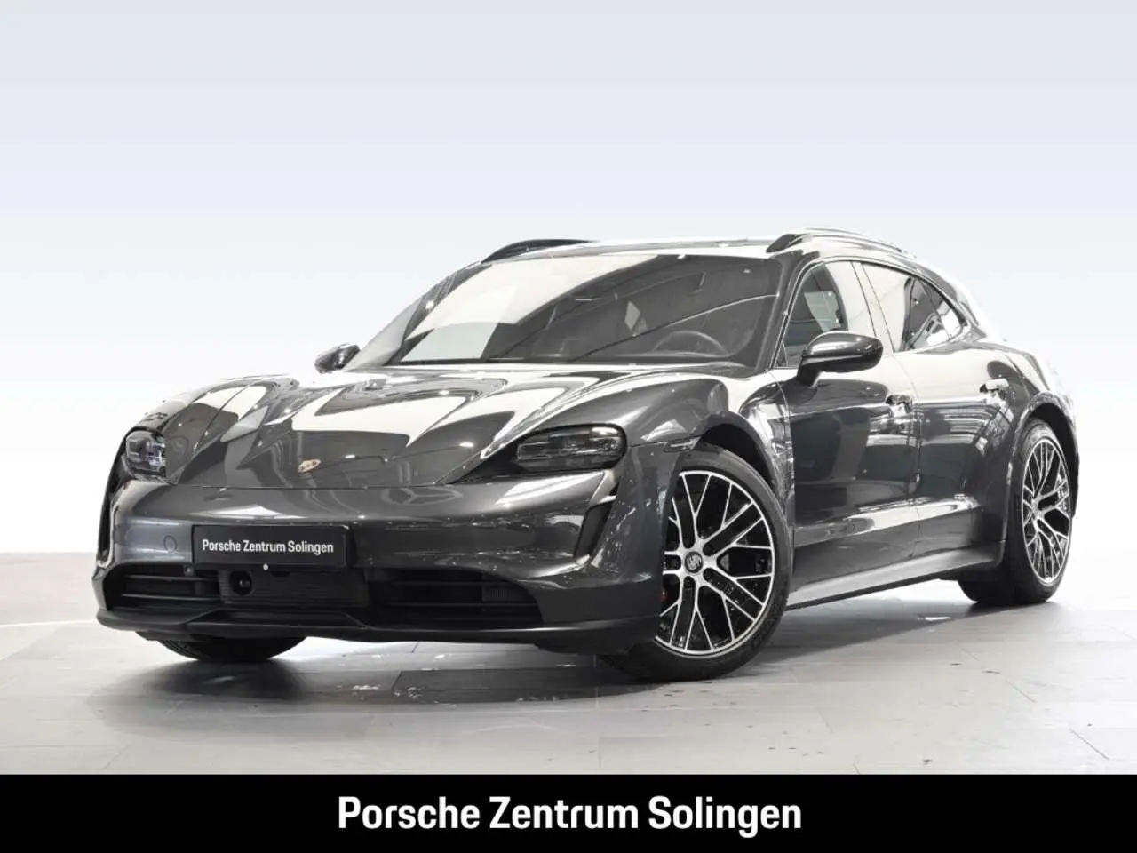 Photo 1 : Porsche Taycan 2023 Électrique