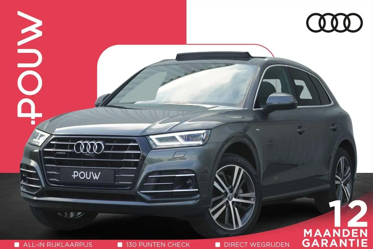 Photo 1 : Audi Q5 2019 Hybride