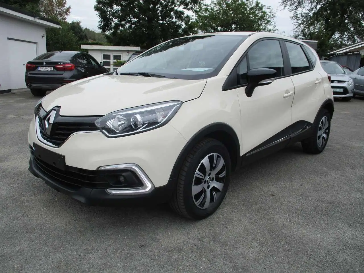 Photo 1 : Renault Captur 2017 Essence