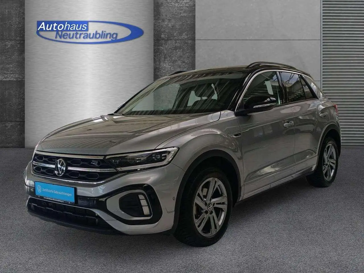 Photo 1 : Volkswagen T-roc 2023 Petrol