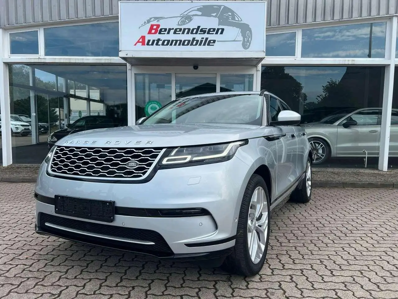 Photo 1 : Land Rover Range Rover Velar 2017 Diesel