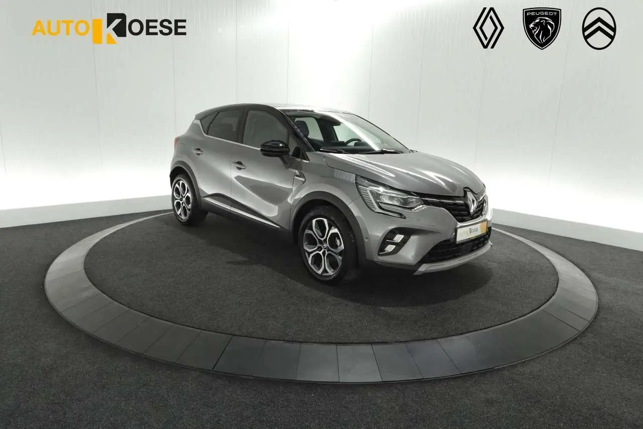 Photo 1 : Renault Captur 2023 Hybrid