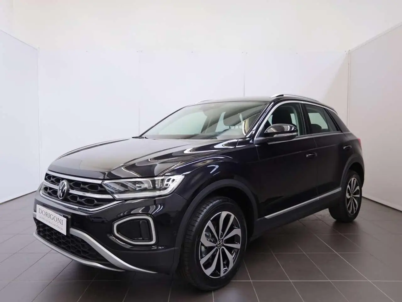 Photo 1 : Volkswagen T-roc 2024 Petrol