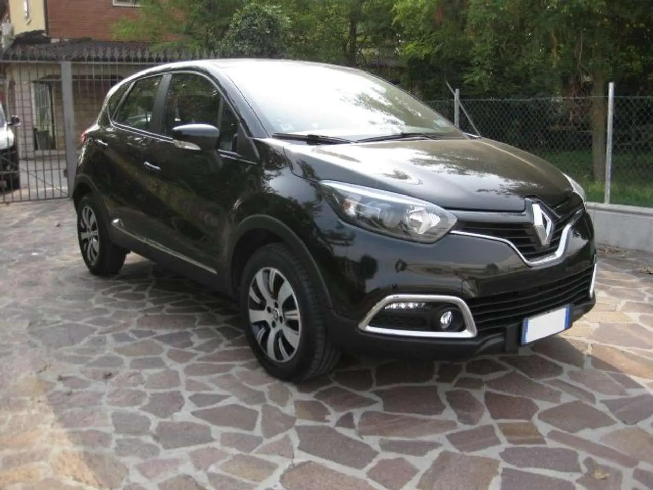 Photo 1 : Renault Captur 2016 Petrol