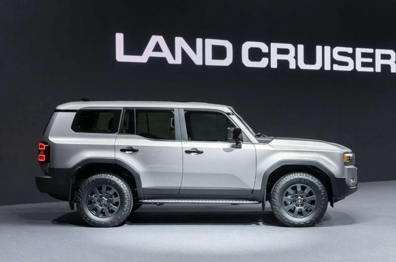 Photo 1 : Toyota Land Cruiser 2024 Diesel