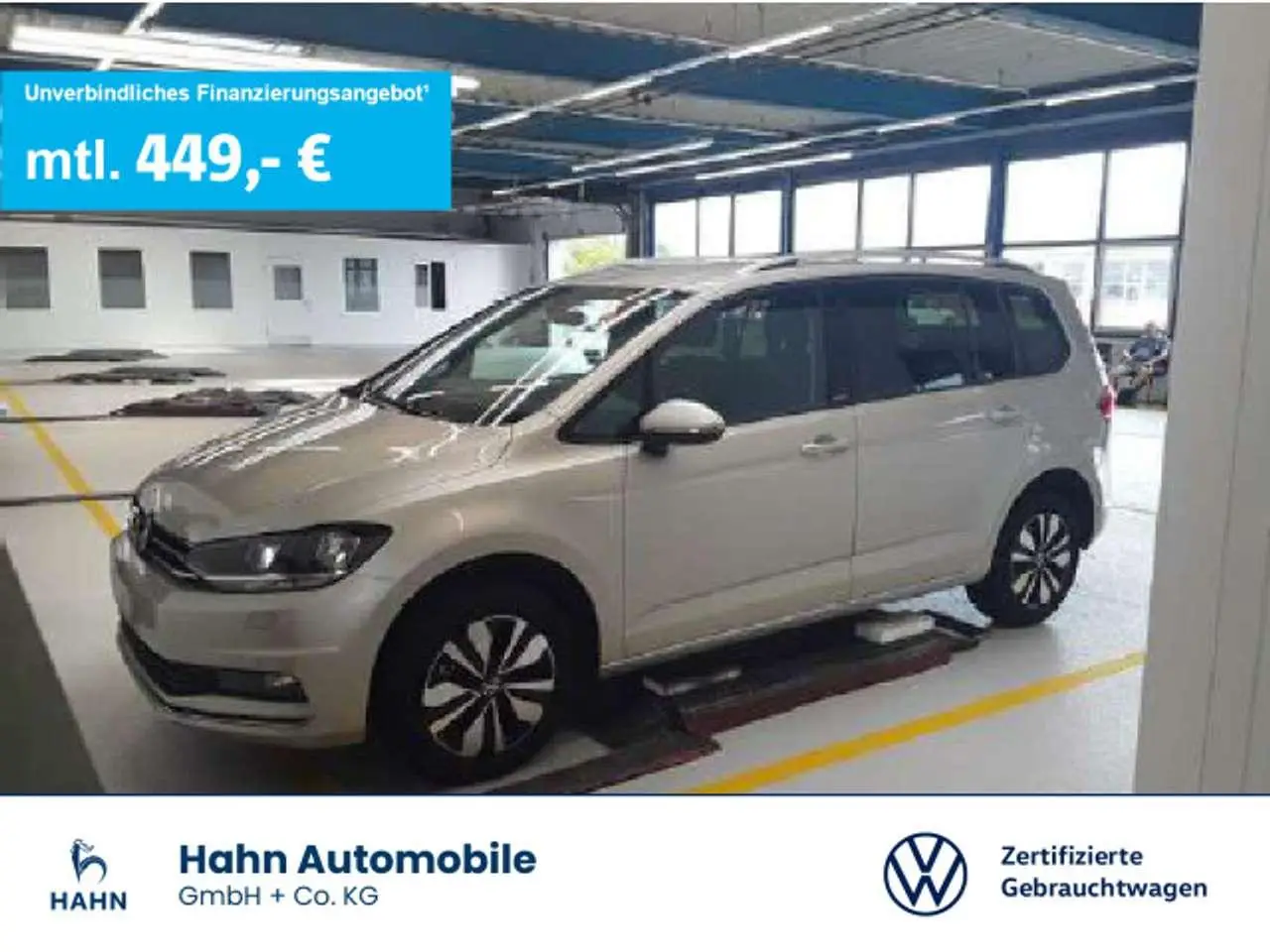 Photo 1 : Volkswagen Touran 2023 Essence