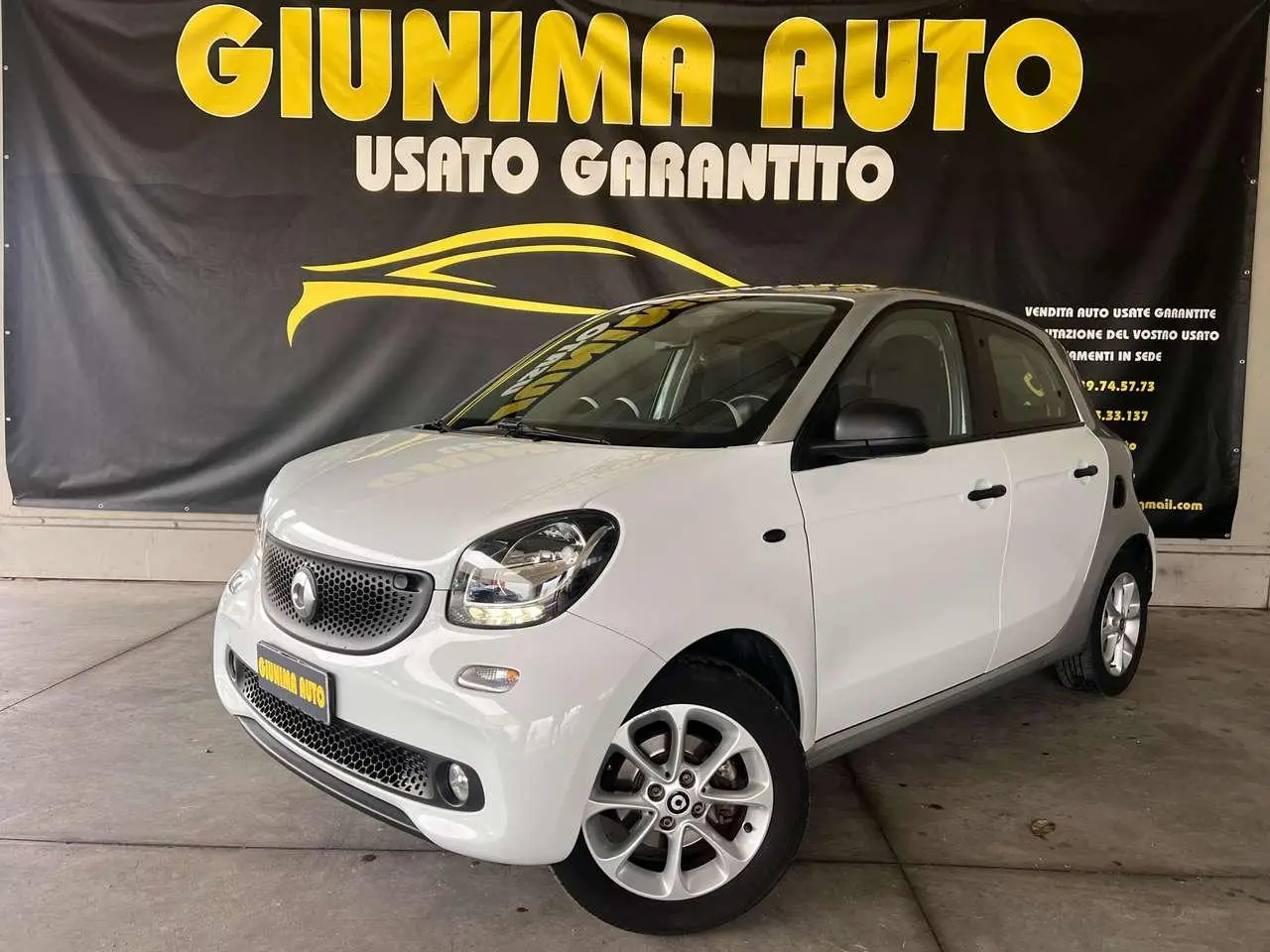 Photo 1 : Smart Forfour 2017 Petrol