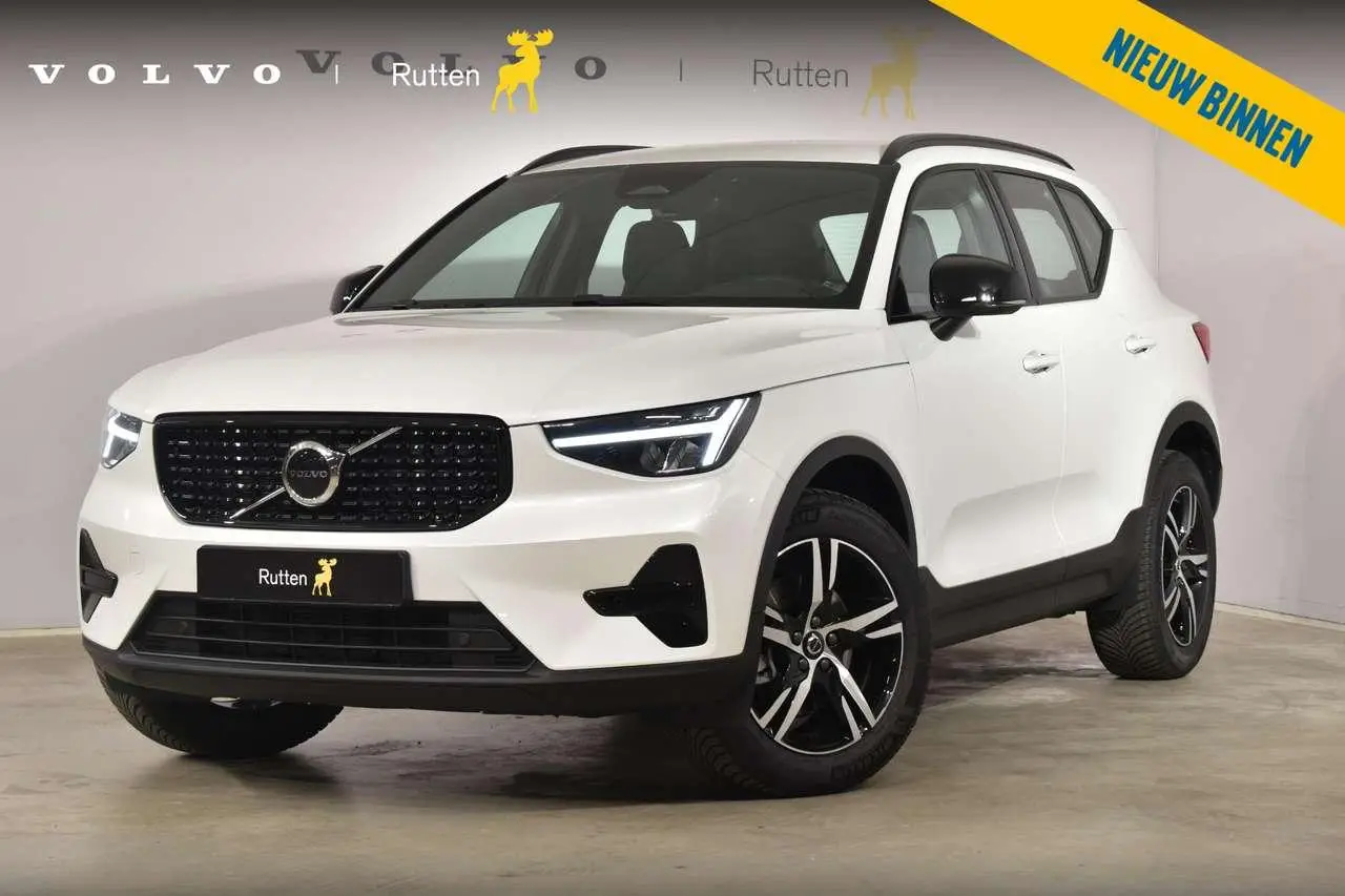 Photo 1 : Volvo Xc40 2024 Hybrid