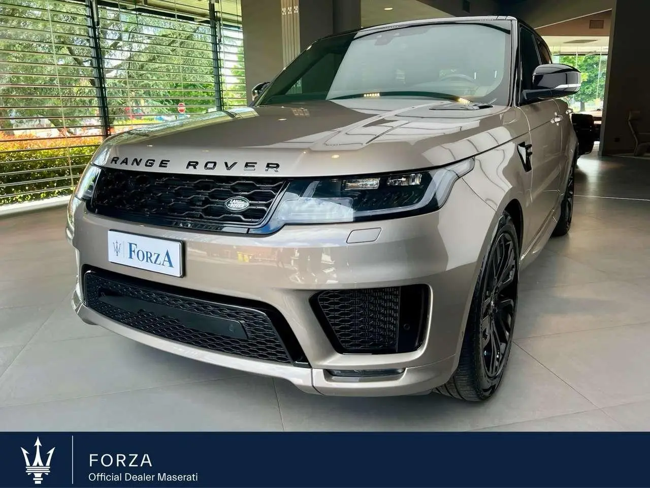 Photo 1 : Land Rover Range Rover Sport 2022 Hybride
