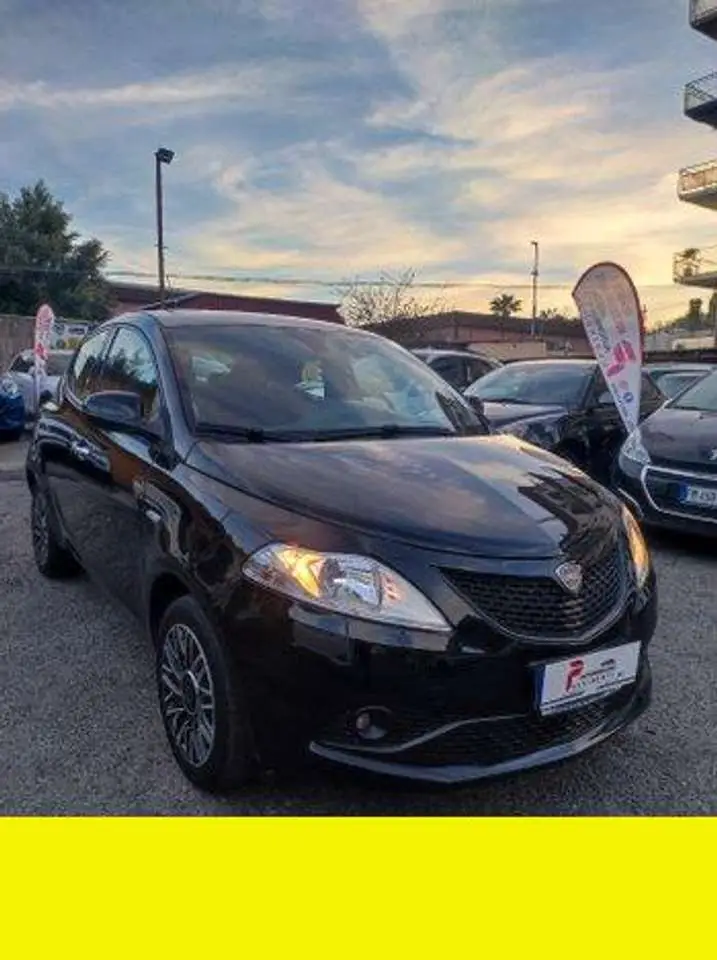 Photo 1 : Lancia Ypsilon 2019 GPL