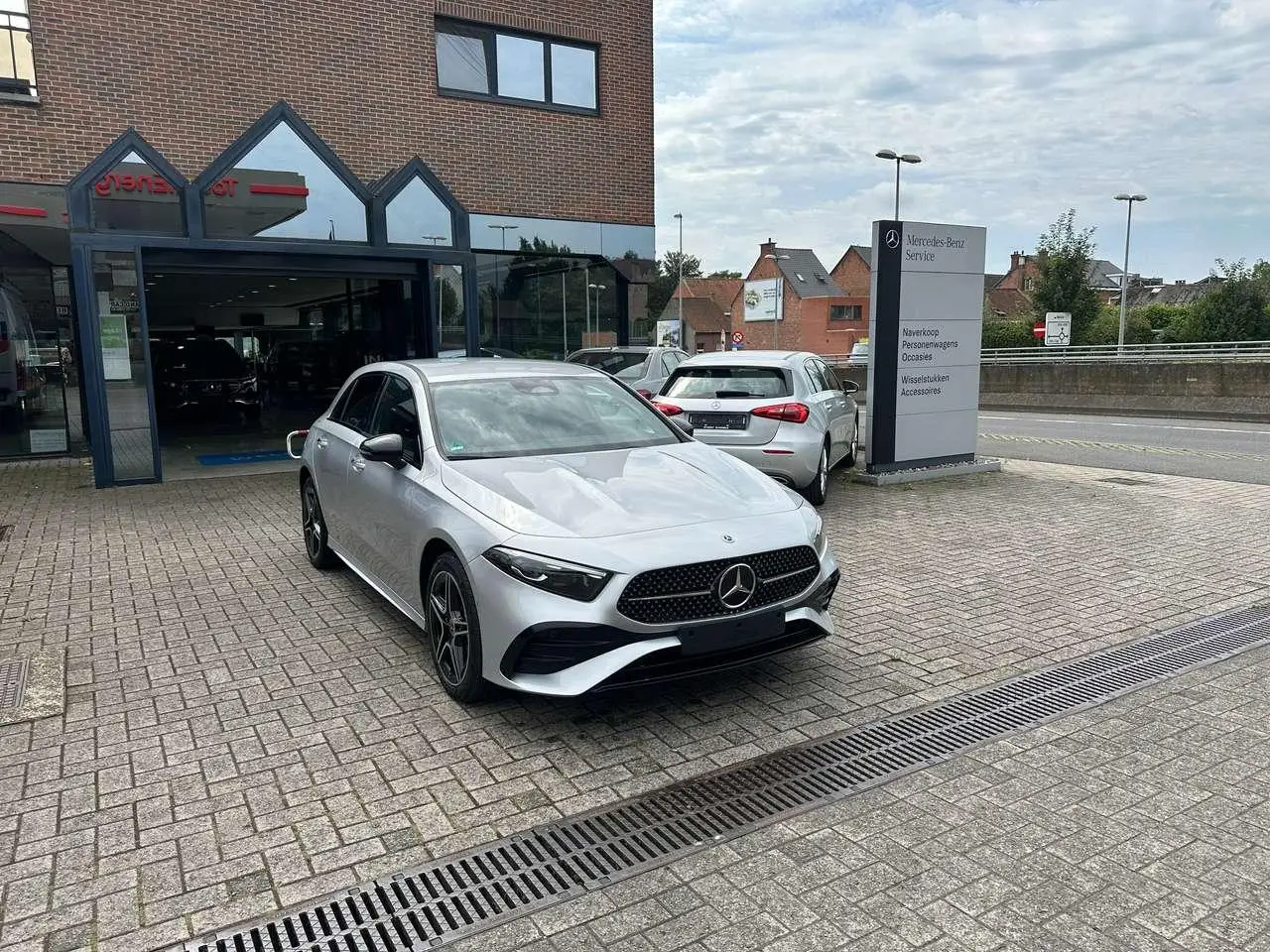 Photo 1 : Mercedes-benz Classe A 2023 Hybride