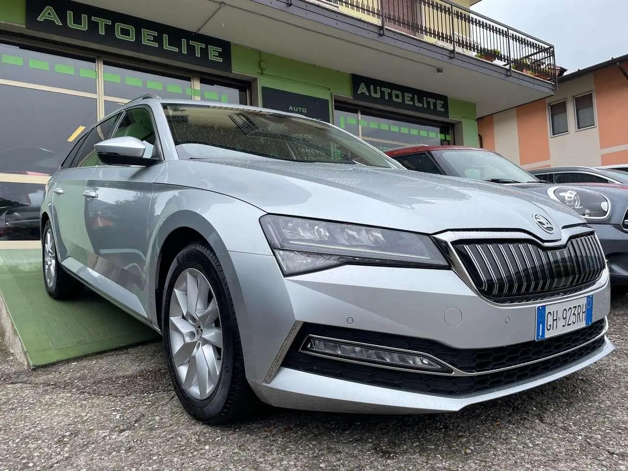 Photo 1 : Skoda Superb 2022 Hybride