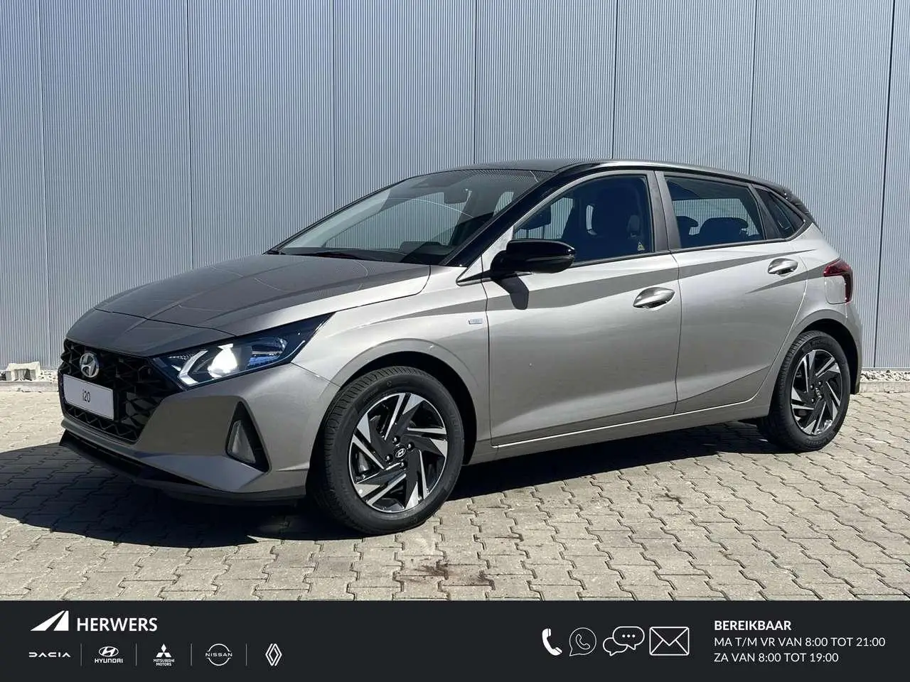 Photo 1 : Hyundai I20 2023 Hybride