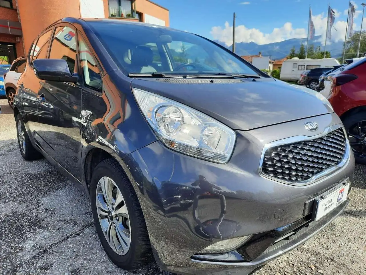 Photo 1 : Kia Venga 2018 Diesel