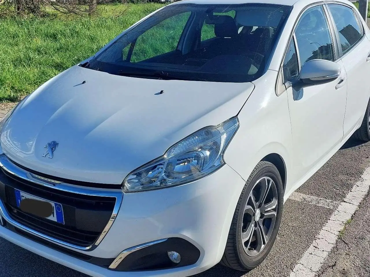 Photo 1 : Peugeot 208 2018 Diesel