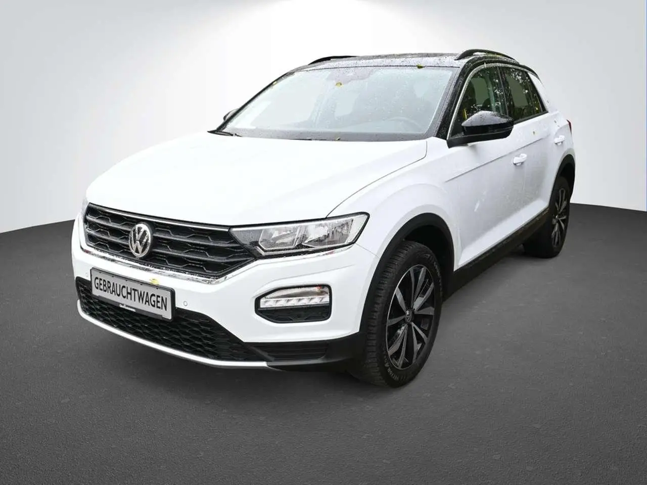 Photo 1 : Volkswagen T-roc 2018 Petrol