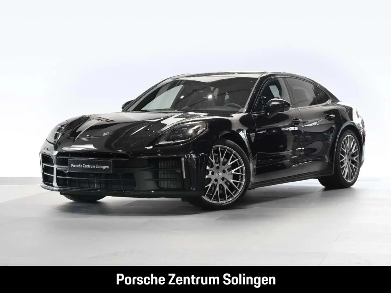 Photo 1 : Porsche Panamera 2024 Hybrid