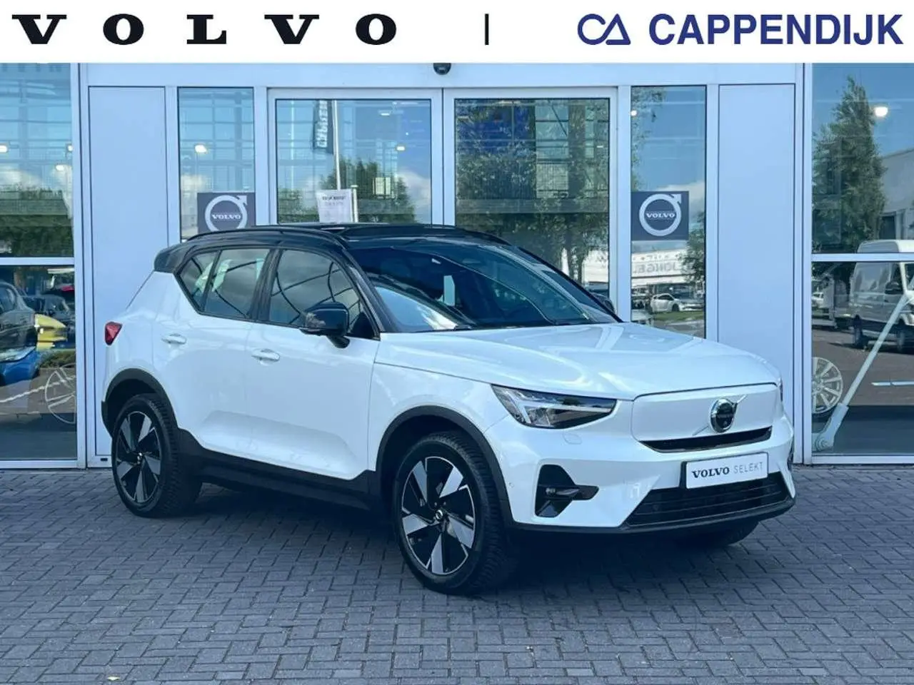 Photo 1 : Volvo Xc40 2024 Électrique