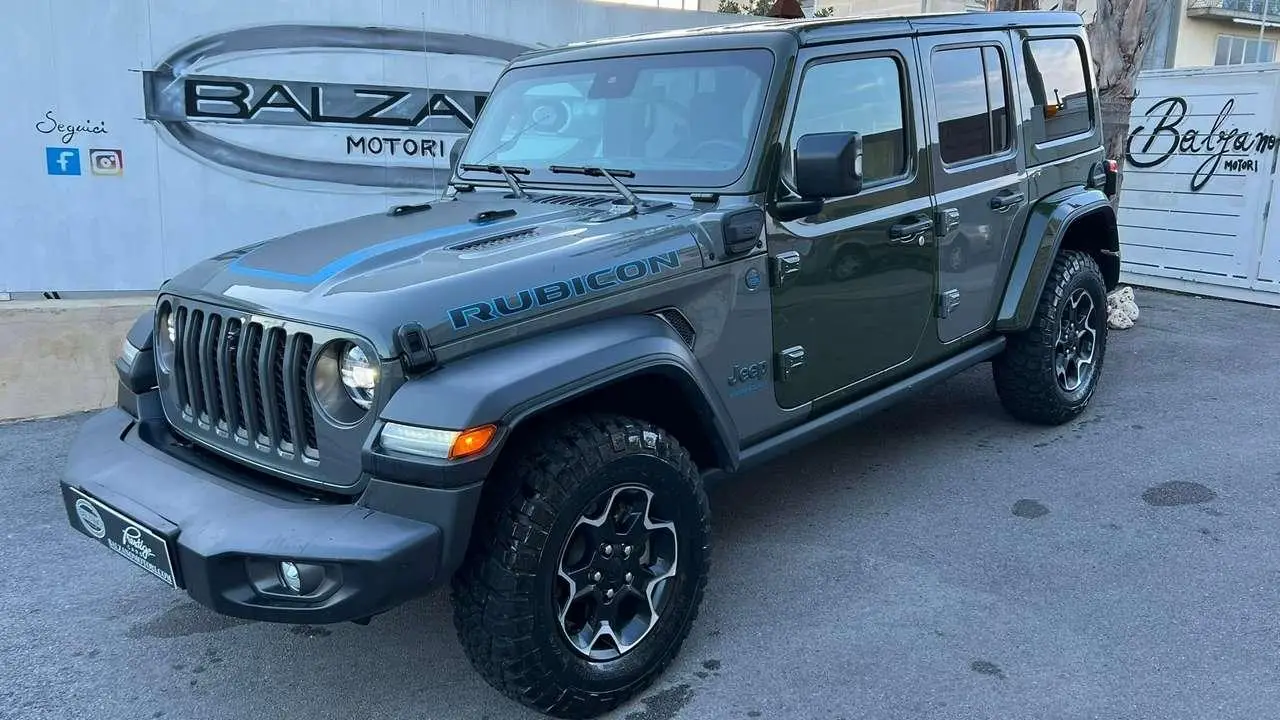 Photo 1 : Jeep Wrangler 2023 Hybrid