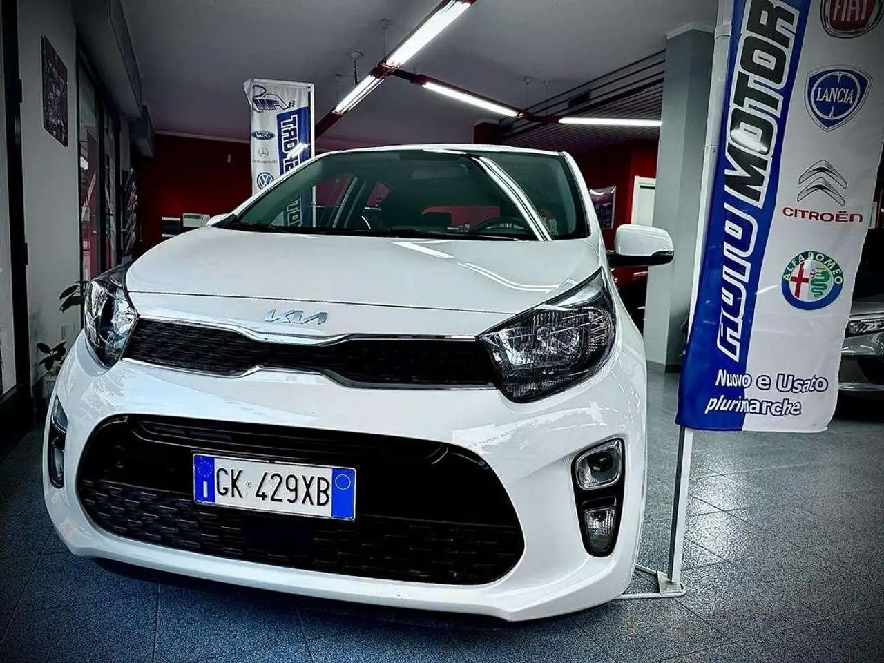 Photo 1 : Kia Picanto 2023 Essence