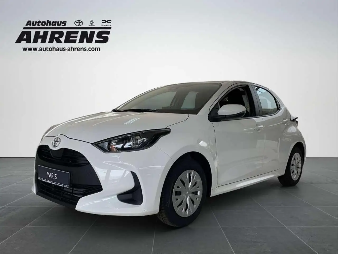 Photo 1 : Toyota Yaris 2023 Petrol