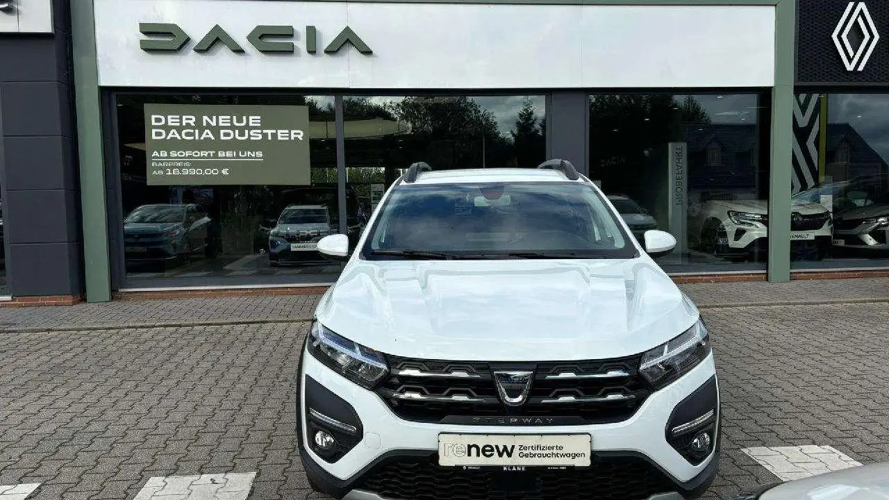 Photo 1 : Dacia Sandero 2022 Essence