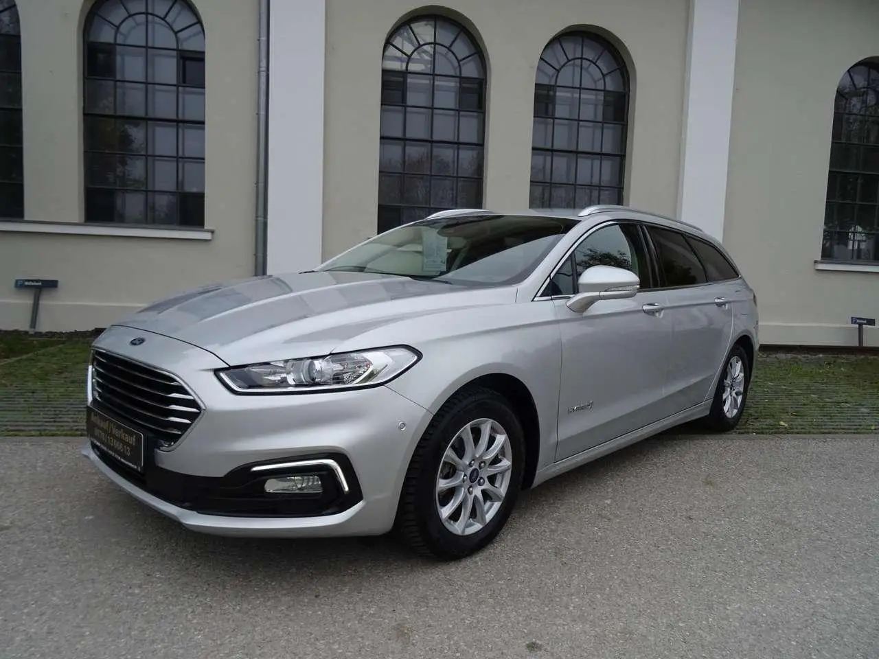 Photo 1 : Ford Mondeo 2019 Hybride